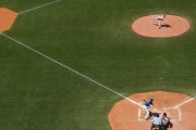 世界室内壁球锦标赛：球速控制与回位技巧成焦点，室内球类